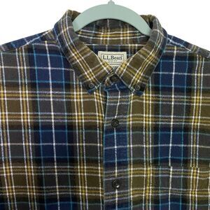 LL Bean Shirt Mens M Scotch Plaid Flannel Button Down Slightly Fitted Outdoor